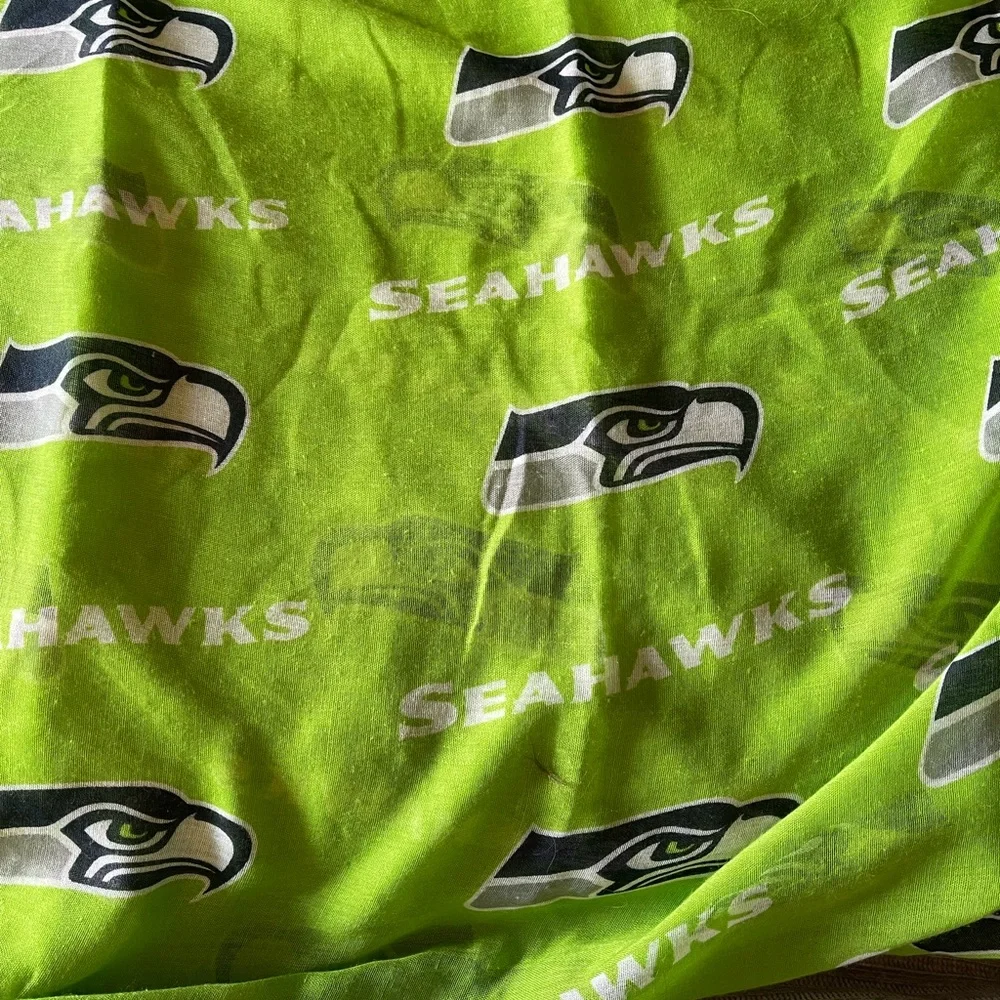 Seattle Seahawks Green Infinity Scarf - 12-Man Support